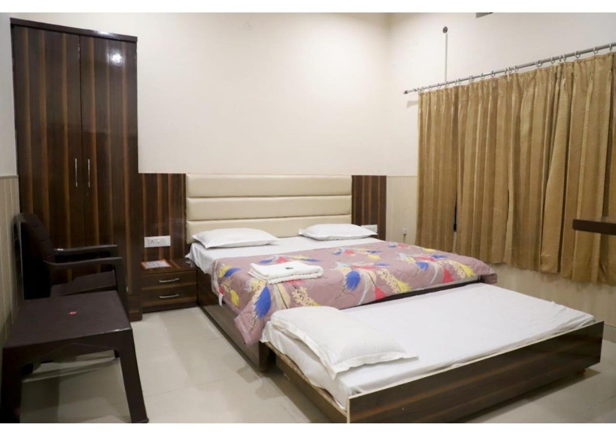 Rk Lodge Amritsar Bagian luar foto
