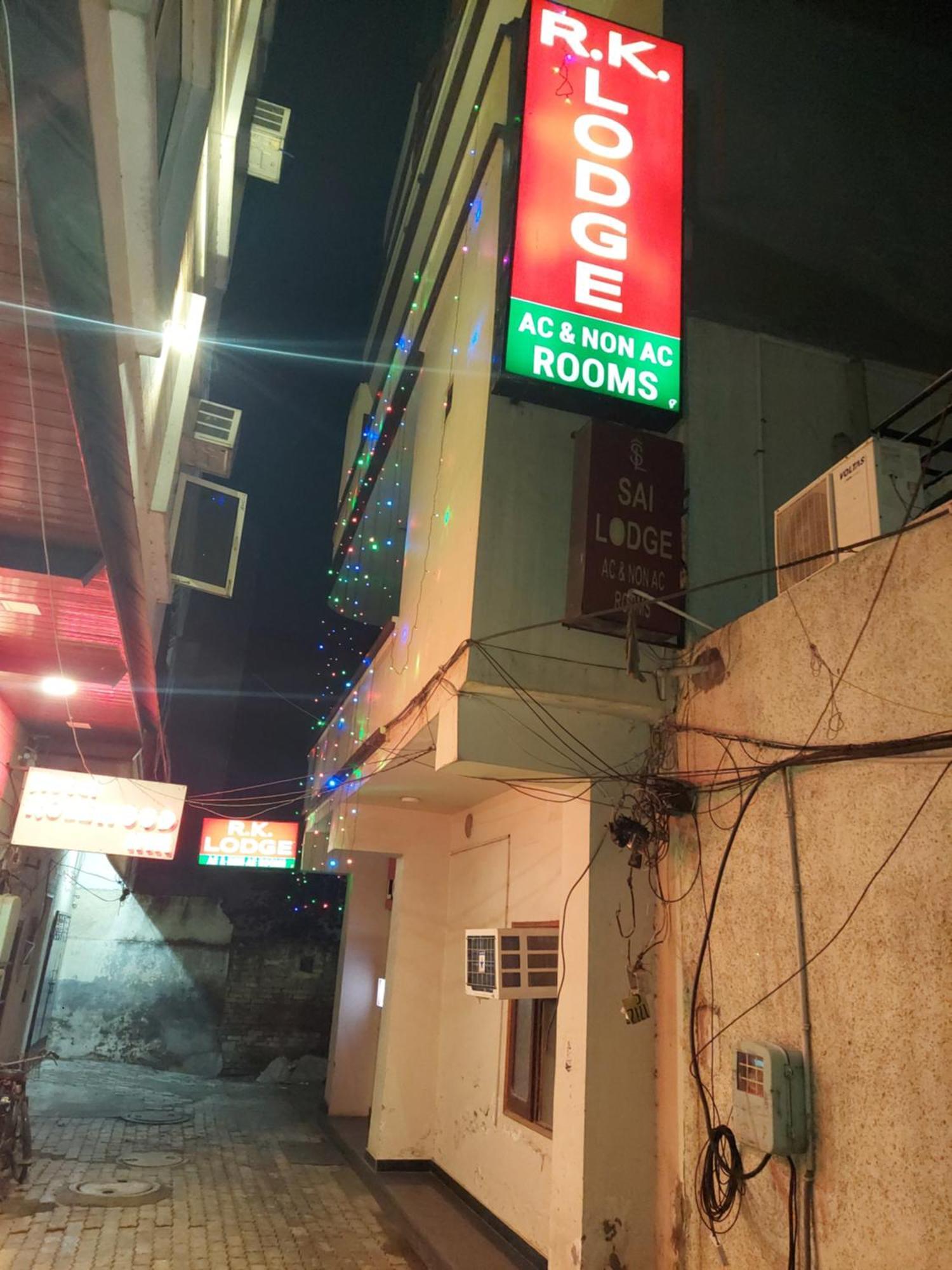 Rk Lodge Amritsar Bagian luar foto